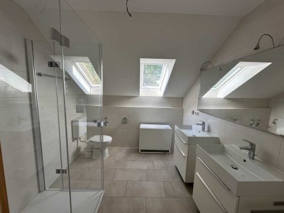 MH Immobilien - Bad und EBK neu! -  2 Balkone -  Wohnung in ländlicher Gegend sucht nettes Paar