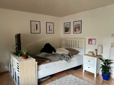 Ansprechende 1,5-Zimmer-Wohnung mit Balkon und Einbauküche in Passau