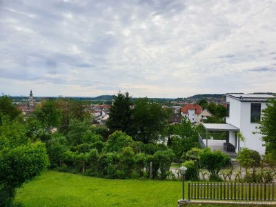 Diese Aussicht könnten Sie immer haben!
Einfamilienhaus in Deggendorf.