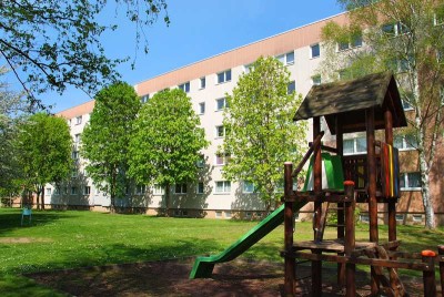 Gemütliche 3-Raum-Wohnung mit Badewanne zu vermieten!