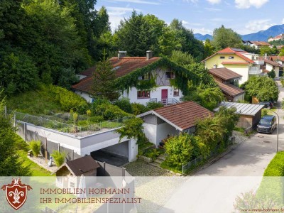 *** Einfamilienhaus mit Einliegerbereich und großem Garten in ruhiger Lage ***