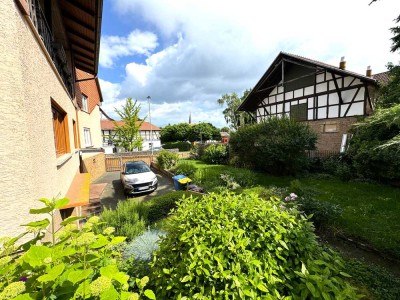 PREISREDUZIERUNG | Friedberg: Großzügiges Einfamilienhaus mit viel Potenzial und schönem Garten