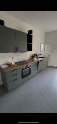 � 2-Zimmer-Wohnung mit großer Wohnküche & Balkon in Frankfurt-Höchst