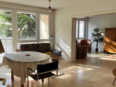 Im Herzen von Stuttgart-Nord:  4-5Zimmer Wohnung!