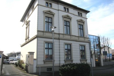 Zentral gelegene 4-Zimmer-(Dienst)Wohnung - gebunden an Hausmeisterminijob in Sinzig