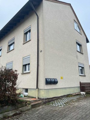 Attraktive, sanierte 3-Zimmer-Wohnung in Stegaurach