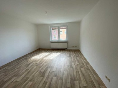 frisch renovierte Wohnung wartet auf neuen Mieter