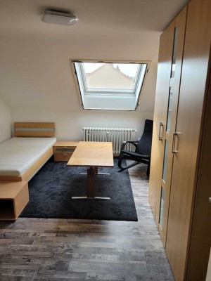 Gemütliches WG-Zimmer in 3-Zimmer-Dachgeschosswohnung nahe Uni Hubland