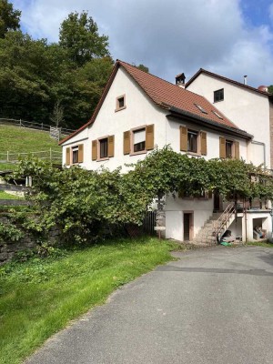 Wohnen in einer der sieben Mühlen in Allemühl.Freundliches und saniertes 5-Zimmer Wohnhaus