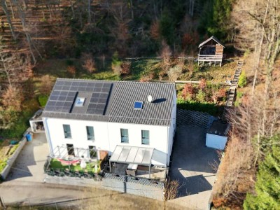 Energieeffiziente Doppelhaushälfte mit Wohlfühlcharakter und Ausbaupotenzial