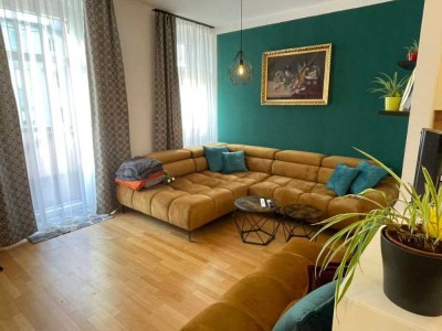 Schöne und vollständig renovierte 1,5-Raum-Wohnung mit Balkon und Einbauküche in Heringen (Werra)