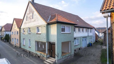 Einfamilienhaus mit Anliegerwohnung und viel Nutzfläche