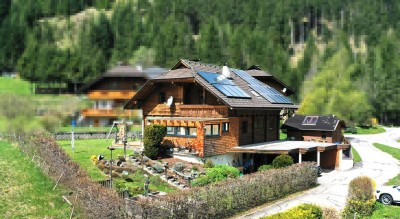 Großzügiges Landhaus mit Chalet-Charakter