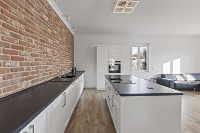 Lichtdurchfluteter Bungalow auf ca. 165 m² - stilvolles Wohnen auf einer Ebene mit Garten & Terrasse
