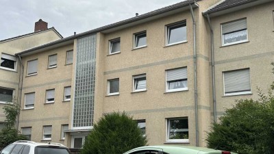 3 Zimmerwohnung mit Balkon und Garage