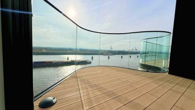 Genießen Sie ein Elbpanorama im luxuriösen Penthouse-Neubau – 2 Balkone zur Süd-Seite!