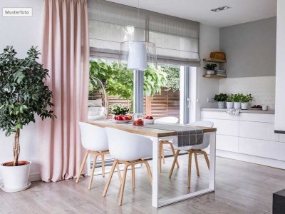 Provi frei 2 Zimmer - Wohnung in 75175 Pforzheim