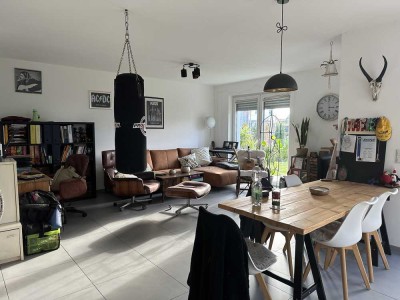 Wunderschöne Erdgeschosswohnung mit Süd-West-Terrasse und Garten