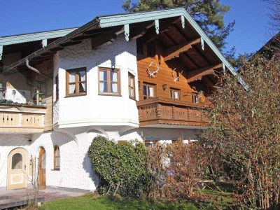 Obergeschoss-Wohnung mit Balkon und sehr schönem Bergblick