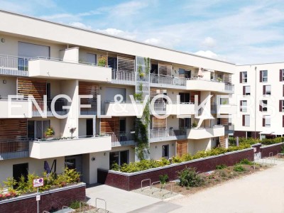 Neu, chic und modern mit großer Terrasse