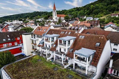 Charmante 2-Zimmer-Wohnung in zentraler Lage und mit Alpen­sicht