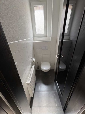 3-Zimmer-Erdgeschosswohnung mit Garten, Stellplatz und Gewölbekeller