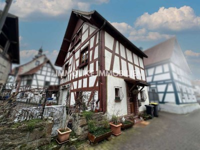 Wohnglück im Kleinen – Charmantes Fachwerkhaus mit Garage