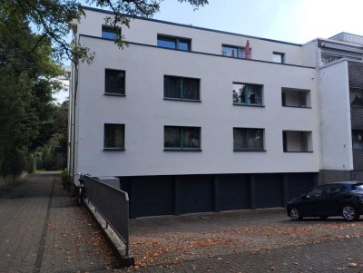 Modernnisierte, schicke 36 m² im 3. OG mit Westbalkon u. Küchenzeile von Thielenbruch!