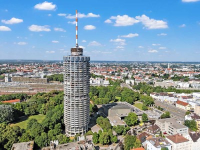 Hotelturm! Apartment im 22. Stock mit Blick auf die Stadt! Provisionsfrei!