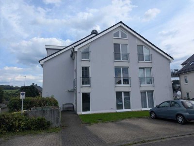 Von Privat - 3 Zimmer Dachgeschosswohnung, 84qm, Lindlar West