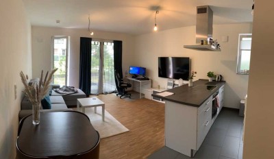 Neuwertige 2-Raum-Wohnung in Hamburg-Rahlstedt mit Terrasse, Einbauküche, Abstellraum