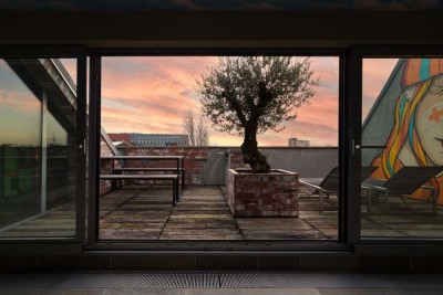 WOHNEN direkt am KUDAMM: 4,5-Zi. auf 3 Ebenen, 187 m² DACHTERRASSE - LUXUS PUR inkl. Kunstsammlung