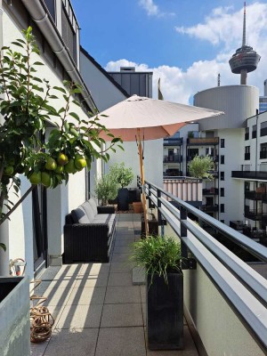 TOP-LAGE: MODERNE EIGENTUMSWOHNUNG IN EHRENFELD MIT BALKON, DACHTERASSE UND 2 STELLPLÄTZEN