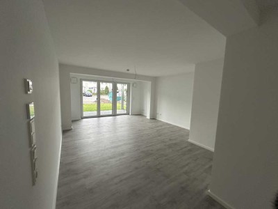 TOP! 2 Zimmer ca. 65 m² (1. OG, 2. OG, 3. OG) mit Balkon sowie 1 Kellerraum
