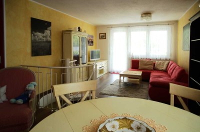 Möblierte, geschmackvolle 2- Zimmer- Wohnung mit Balkon in Stuttgart