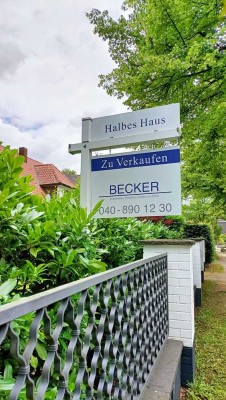 Feinstes Marienthal - Halbes Haus mit Garage und sep. Eingang
