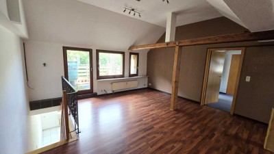 Große Maisonette-Wohnung mit Blick ins Grüne in Nachrodt!