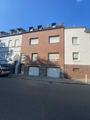 3 Familienhaus City Mönchengladbach-Odenkirchen mit Garagen und Garten