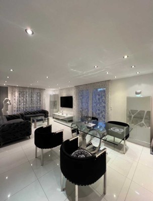 Sanierte 4-Zimmer-Wohnung mit Balkon und Einbauküche in Böblingen