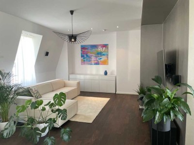 Exklusive Wohnung in Frankfurt-Sachsenhausen mit Skylineblick – Möbliert (29.11.24 - 14.02.26)