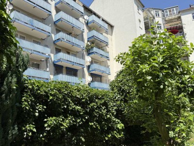 Helle 3-Zimmer-Wohnung mit Balkon  und Blick ins Grüne – zentrale Lage in Kassel