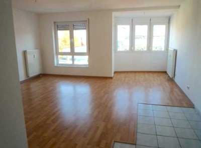 Leerstehend und Provisionsfrei!  2 Zi Wohnung in Lindenau