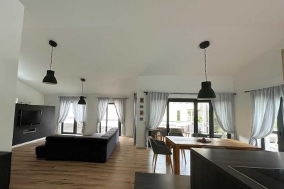 Der Traum vom Eigenheim mit Pool