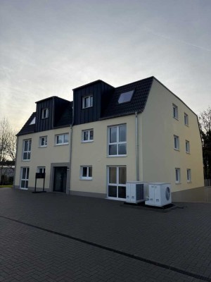 Neubau-Gartenwohnung in Friesheim – 3 Zimmer voller Wohnkomfort
