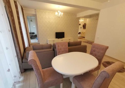 Exklusive, modernisierte 1,5-Zimmer-Wohnung mit EBK in Pulheim