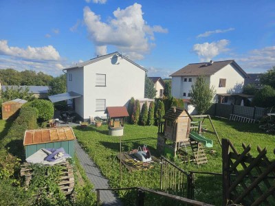 Schönes frei stehendes Haus mit großem Garten mit 5 Zimmern in 55296, Gau-Bischofsheim