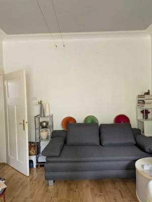 Stilvolle 3-Raum-Erdgeschosswohnung mit Balkon und EBK in Stuttgart