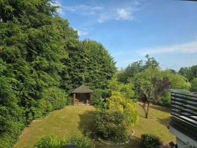 Schöne 4-Zi.-Wohnung mit Einbauküche und großem Garten in HH-Billwerder