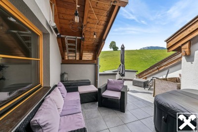 Großzügige Dachgeschosswohnung mit 2 Terrassen