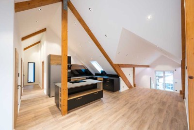 Exklusives Wohnen in Schönhofen: 4-Zimmer mit Einbauküche, großer Terrasse und Naturblick